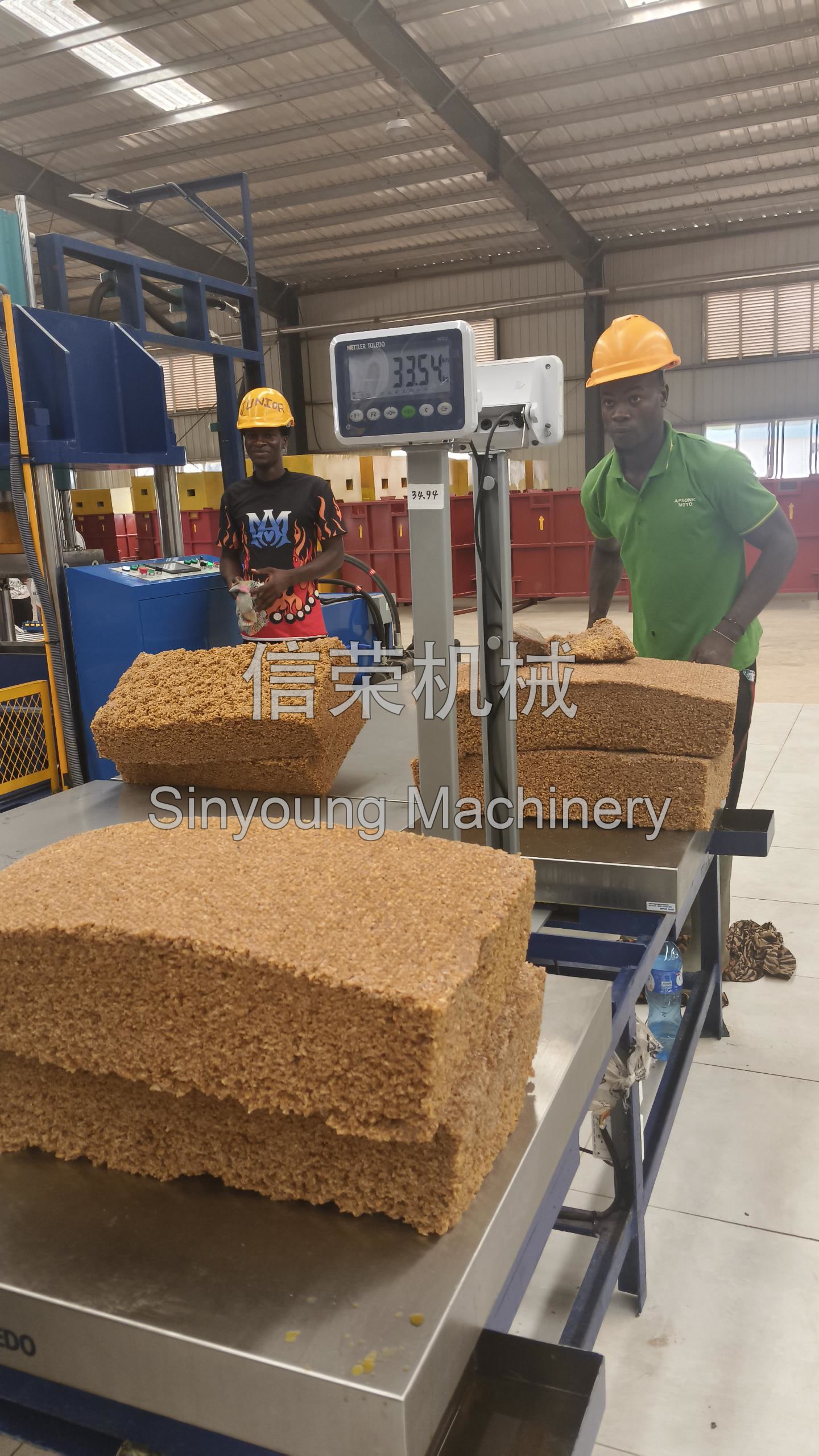 平均一块胶重量17kg